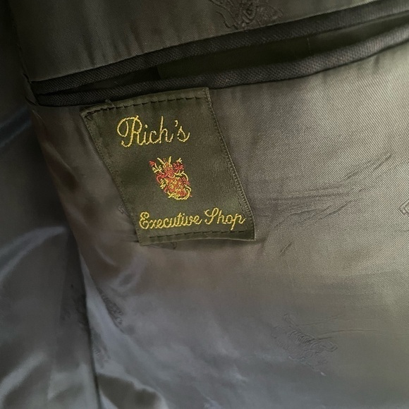 Vintage Burberrys blazer - Picture 5 of 9